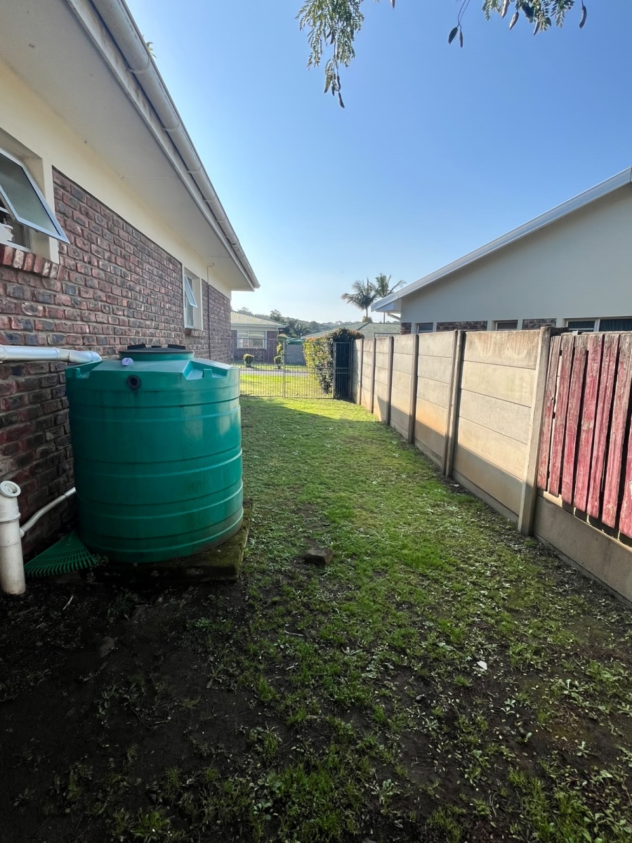 To Let 2 Bedroom Property for Rent in Abbotsford Eastern Cape